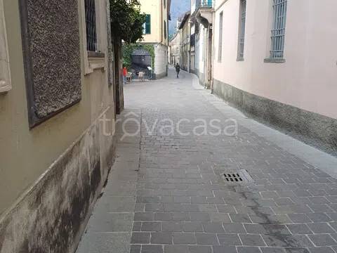 appartamento in vendita a Como in zona Como Centro