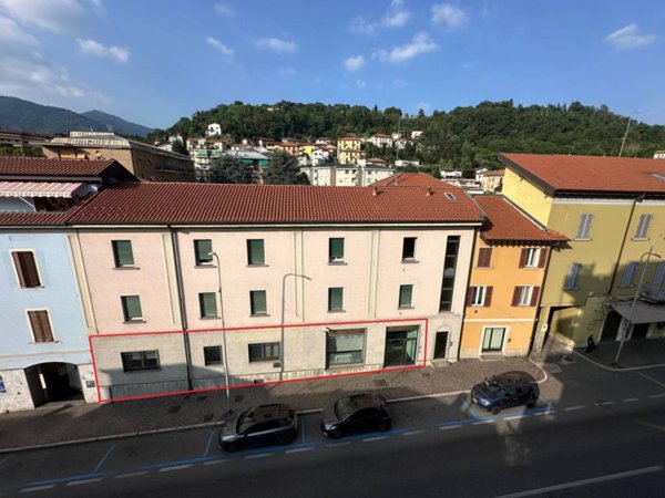 negozio in vendita a Como in zona Monte Olimpino