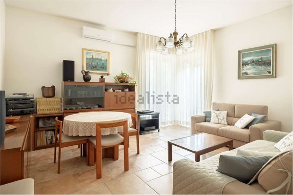 appartamento in vendita a Como in zona Albate