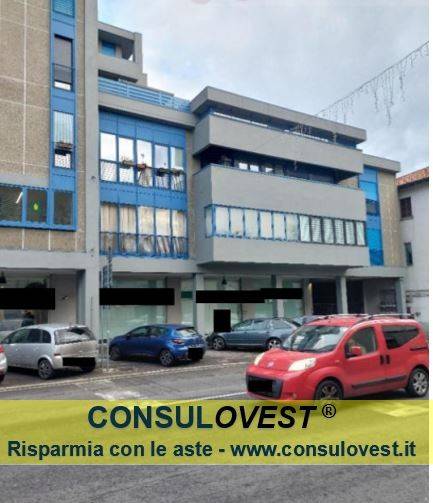 appartamento in vendita a Como in zona Camerlata