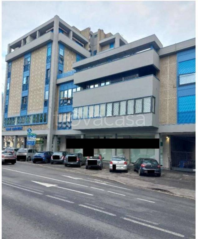 appartamento in vendita a Como in zona Camerlata