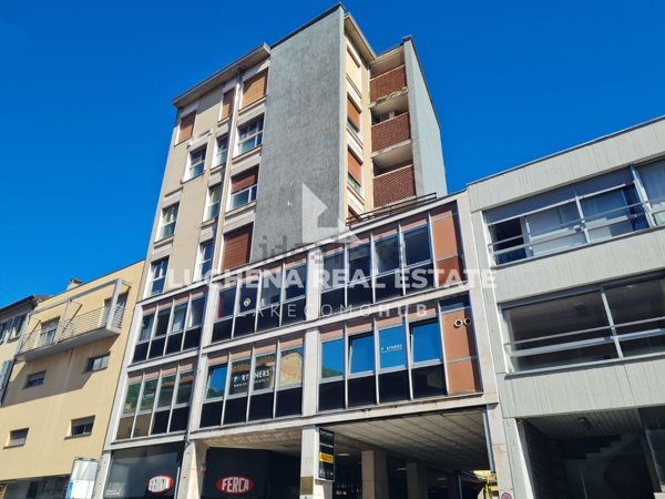 appartamento in vendita a Como in zona Como Centro