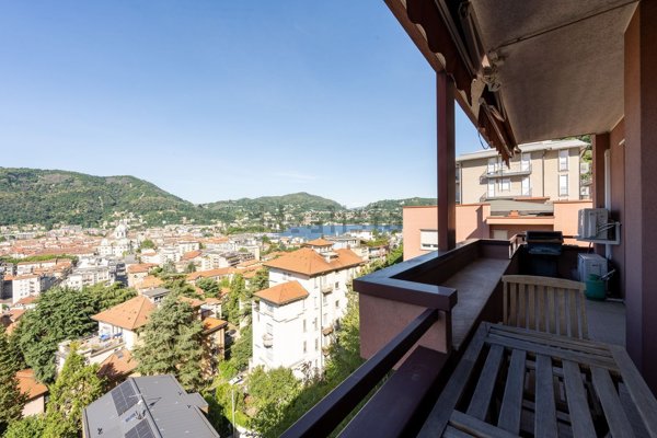 appartamento in vendita a Como in zona Como Centro