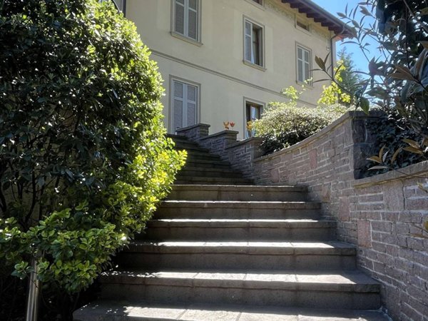 casa indipendente in vendita a Como