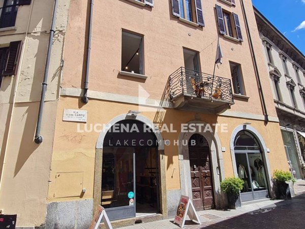 negozio in vendita a Como in zona Como Centro