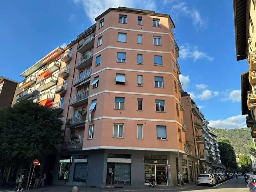 appartamento in vendita a Como in zona Borghi