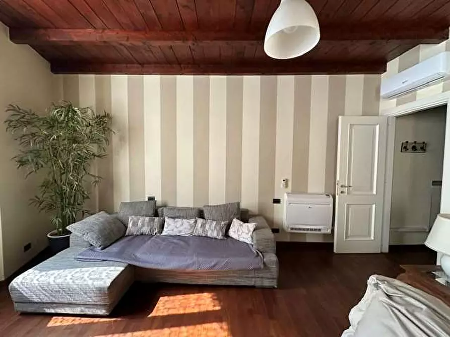 appartamento in vendita a Como in zona Via Milano