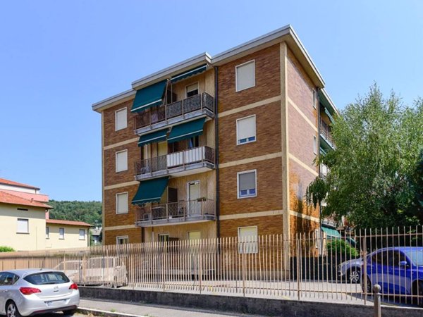appartamento in vendita a Como in zona Rebbio