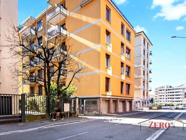appartamento in vendita a Como in zona Borghi