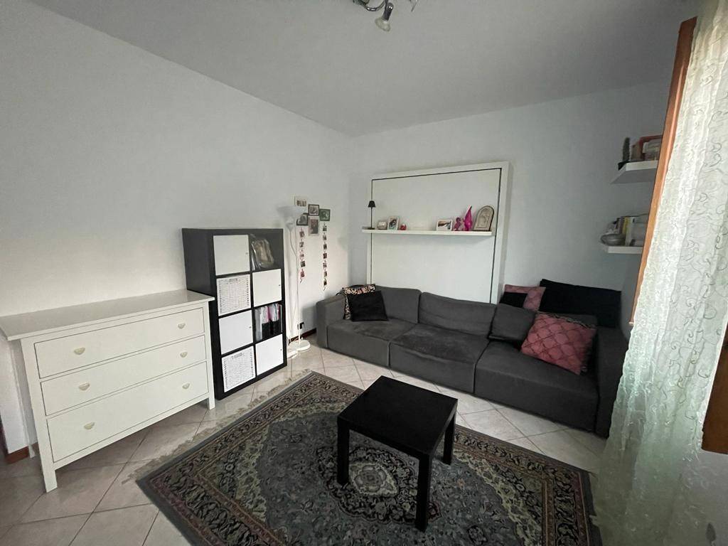 appartamento in vendita a Como in zona Borghi