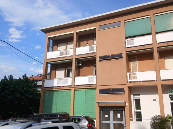 appartamento in vendita a Como in zona Albate