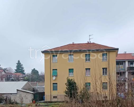 appartamento in vendita a Como in zona Camerlata