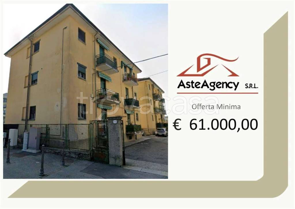 appartamento in vendita a Como in zona Camerlata