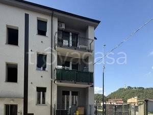 appartamento in vendita a Como in zona Camerlata