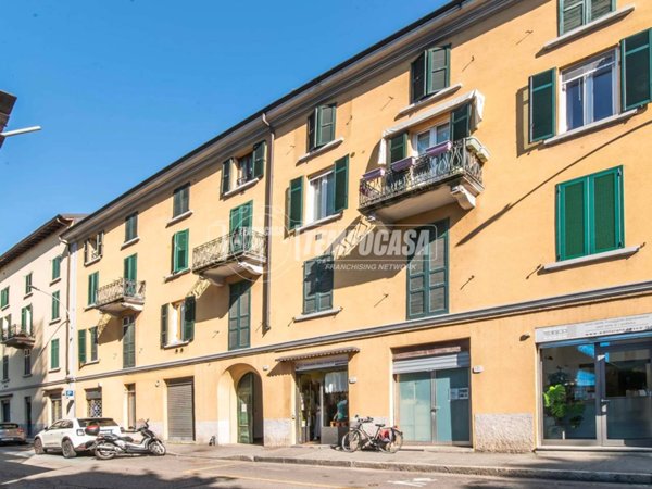 appartamento in vendita a Como in zona Borghi