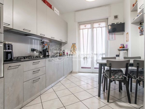 appartamento in vendita a Como in zona Via Milano