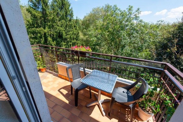 appartamento in vendita a Como in zona Breccia