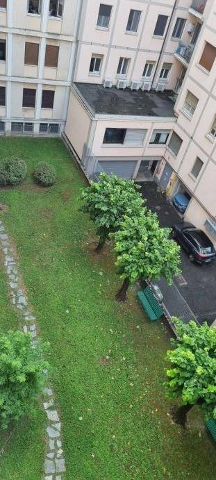 appartamento in vendita a Como in zona Viale Varese