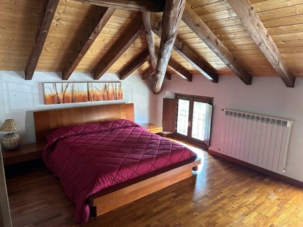 appartamento in vendita a Como in zona Albate