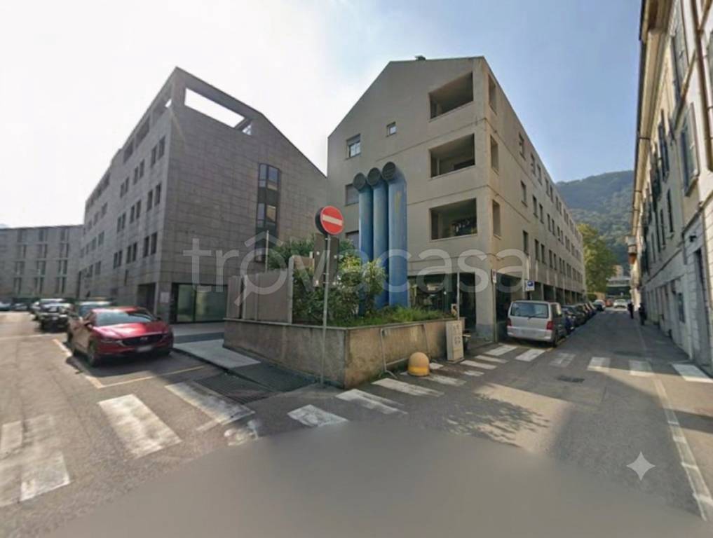 negozio in vendita a Como in zona Viale Varese