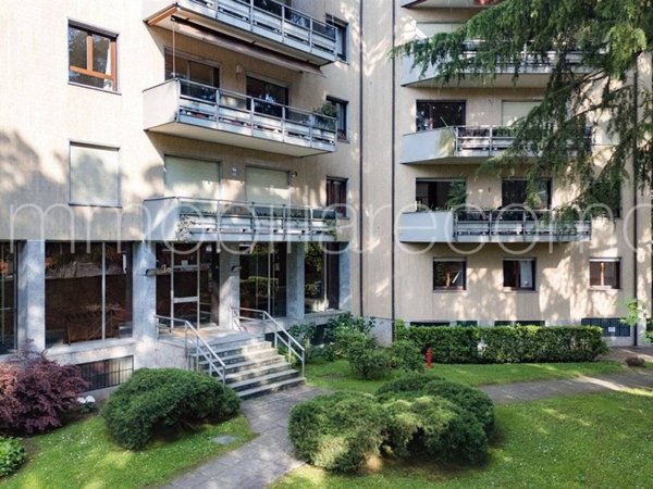 appartamento in vendita a Como in zona Como Centro