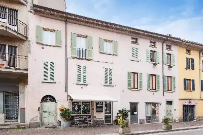 casa indipendente in vendita a Como in zona Via Milano