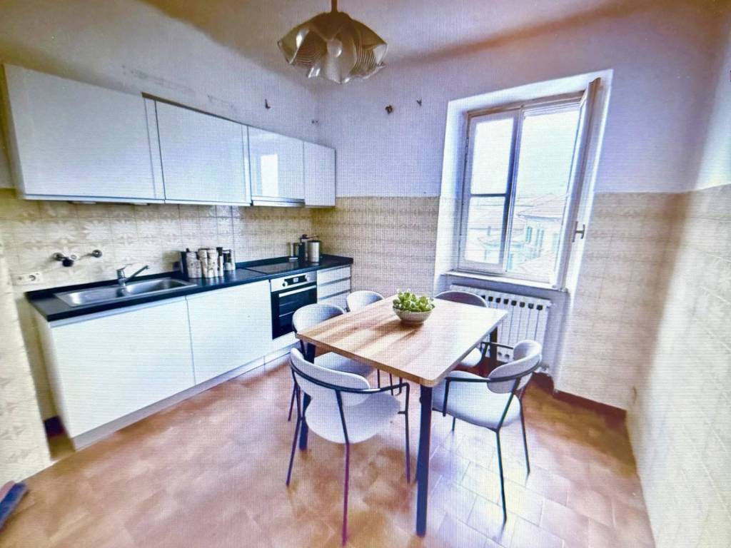 appartamento in vendita a Como in zona Breccia