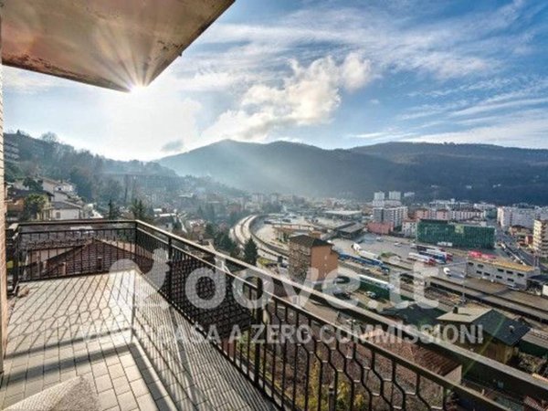 appartamento in vendita a Como in zona Sagnino