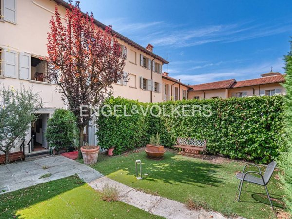 casa indipendente in vendita a Como in zona Prudenziana