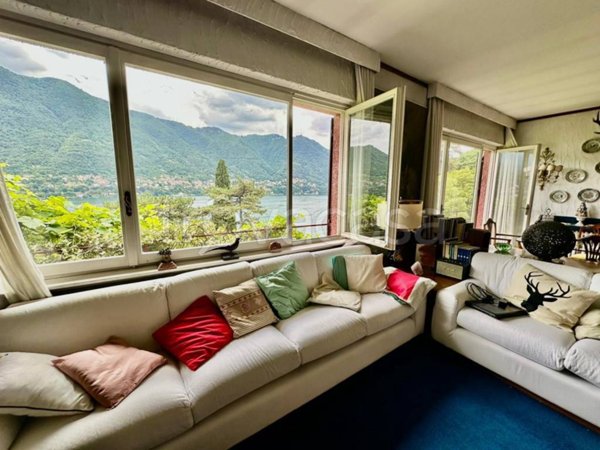 casa indipendente in vendita a Como