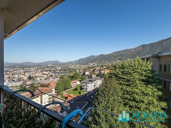 appartamento in vendita a Como in zona Sagnino