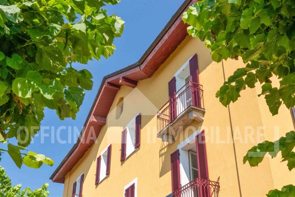 appartamento in vendita a Como in zona Civiglio