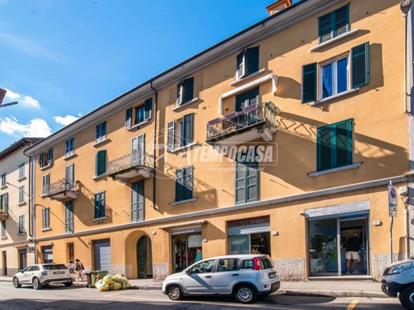 appartamento in vendita a Como in zona Borghi