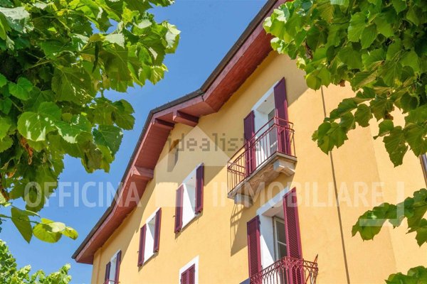 appartamento in vendita a Como in zona Civiglio