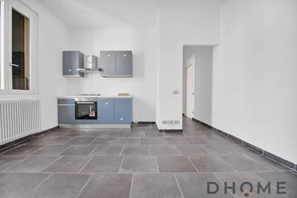 appartamento in vendita a Como in zona Camerlata