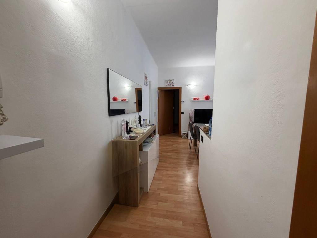 appartamento in vendita a Como in zona Camerlata