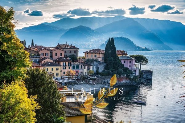 casa indipendente in vendita a Como in zona Prudenziana