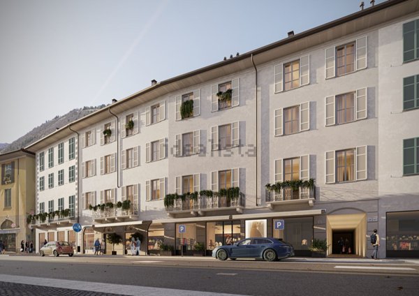 appartamento in vendita a Como in zona Via Milano