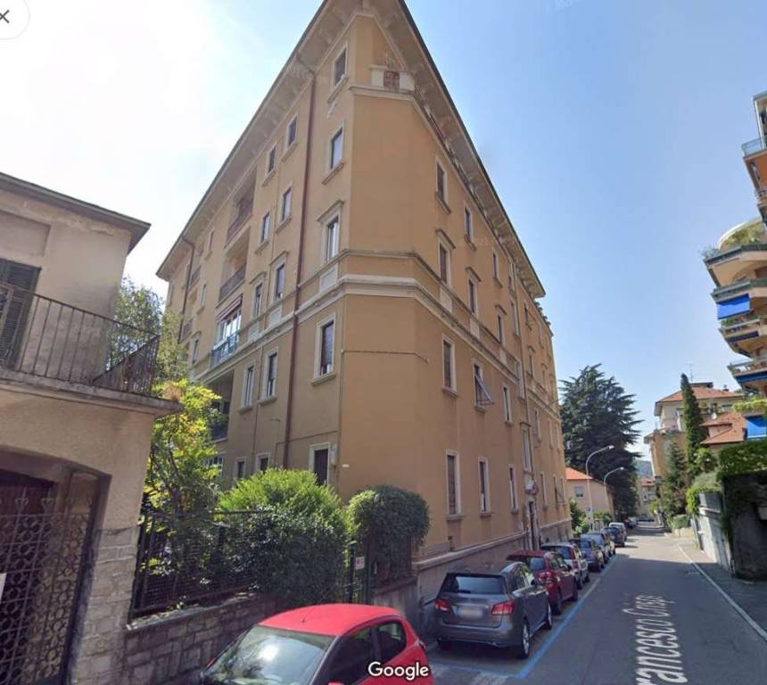 appartamento in vendita a Como in zona Valduce