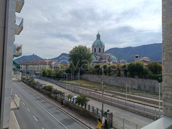 appartamento in vendita a Como in zona Como Centro