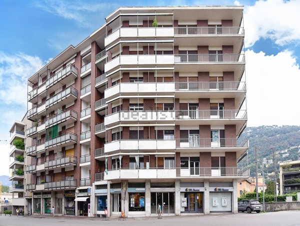 appartamento in vendita a Como in zona Como Centro