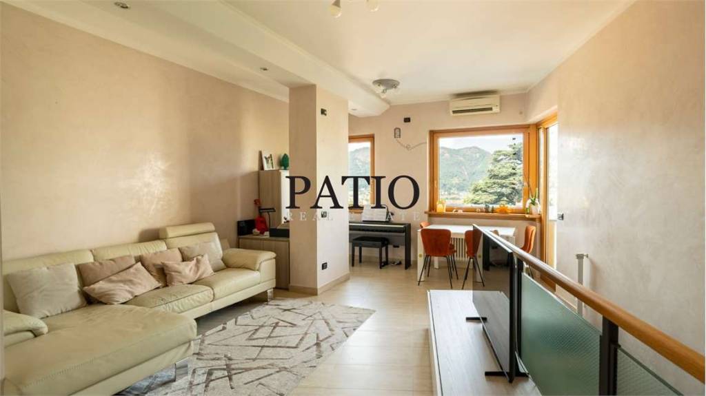 appartamento in vendita a Como in zona Garzola