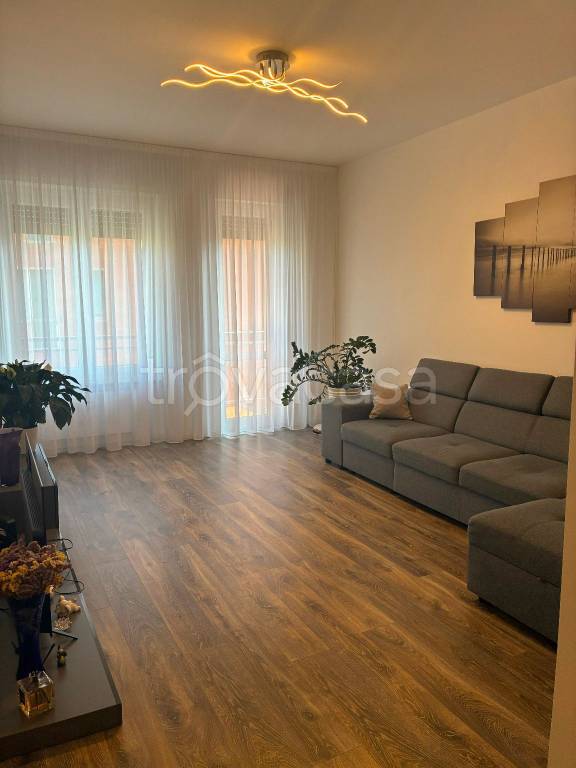 appartamento in vendita a Como in zona Monte Olimpino