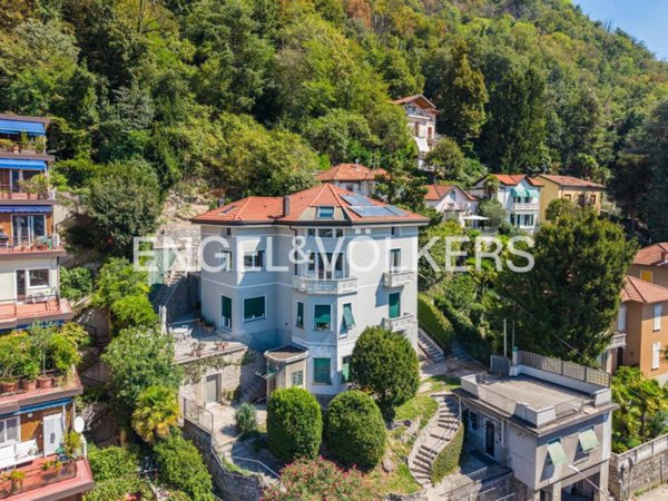 appartamento in vendita a Como in zona Valduce