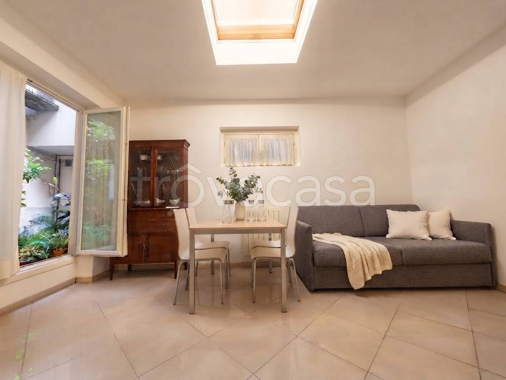 appartamento in vendita a Como in zona Como Centro