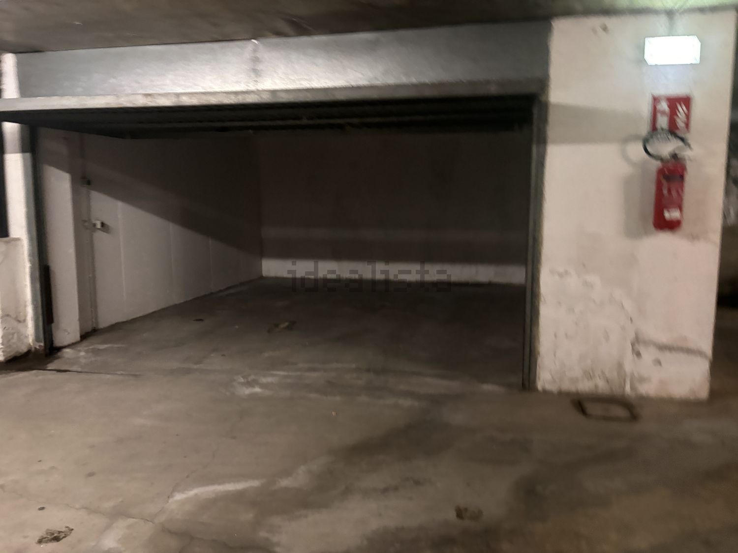 box auto in vendita a Como in zona Salita dei Cappuccini