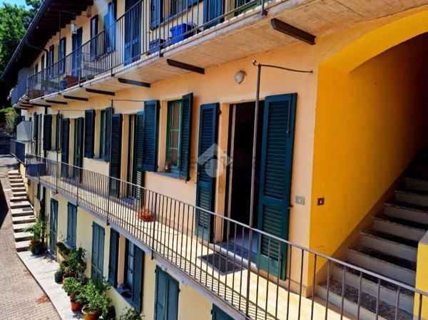 appartamento in vendita a Como in zona Albate