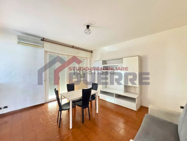 appartamento in vendita a Como in zona Muggiò