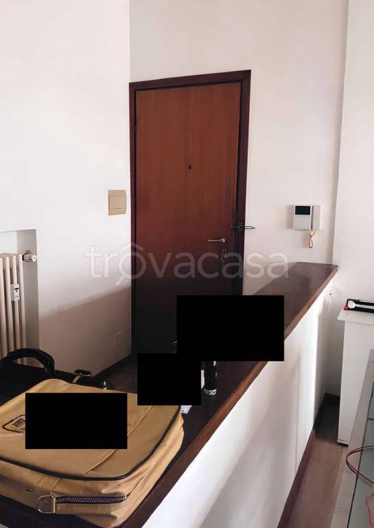 appartamento in vendita a Como in zona Albate