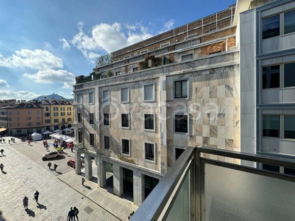 appartamento in vendita a Como in zona Como Centro